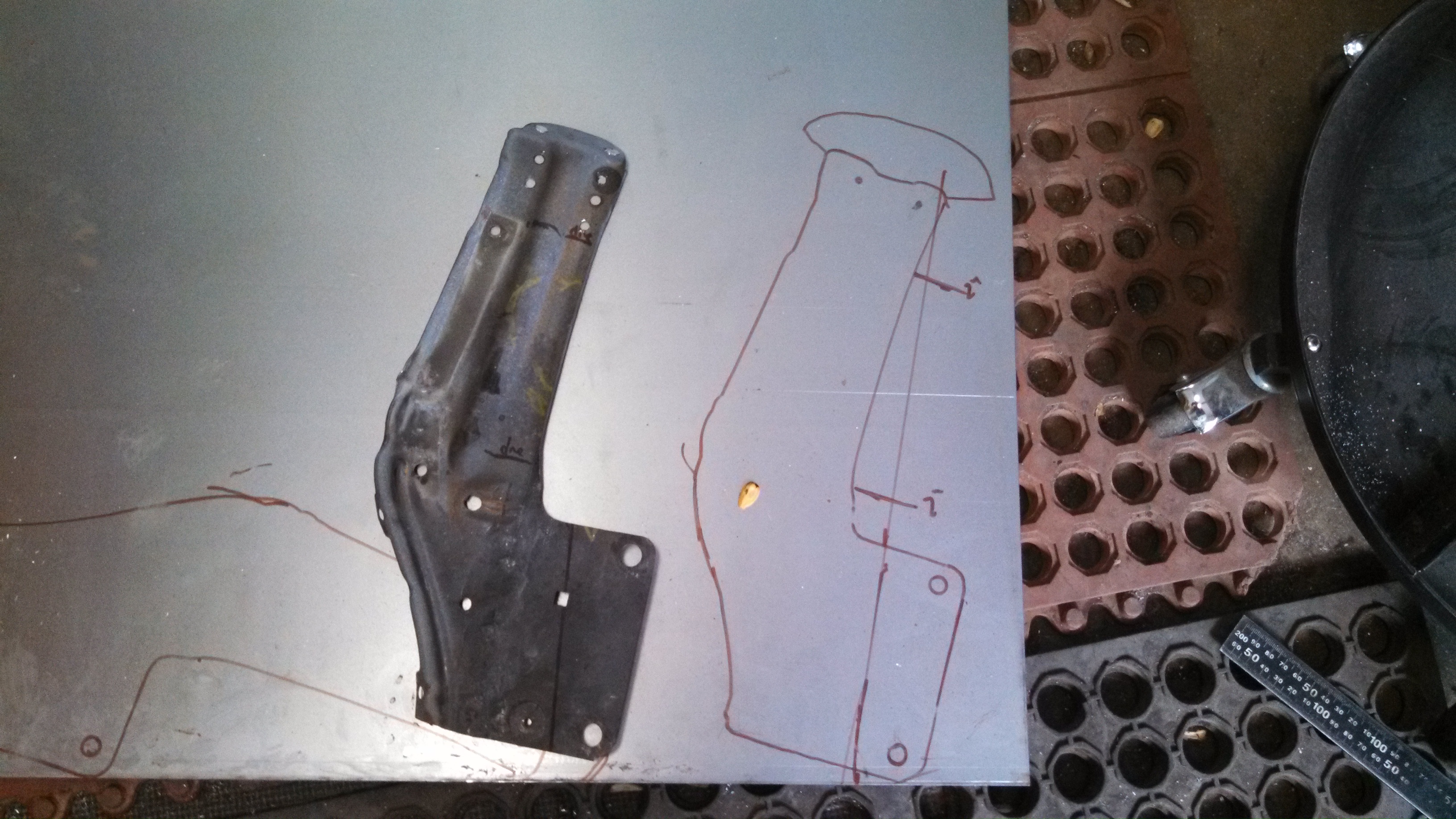 headlight bucket template.jpg