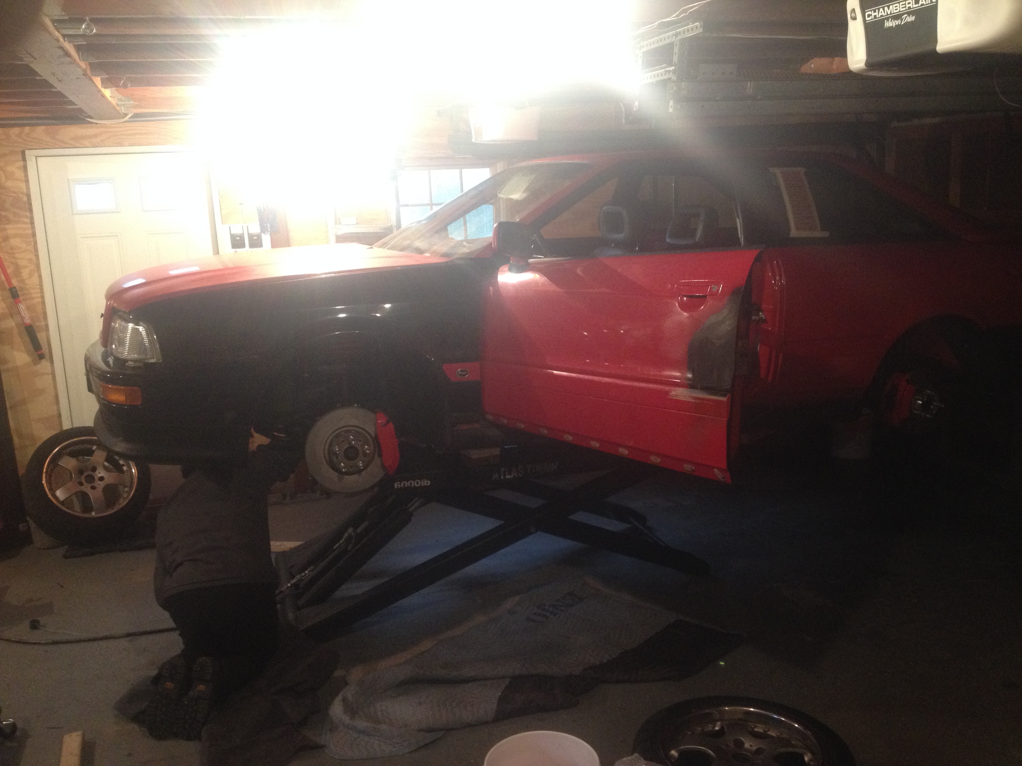 Sebastian's CQ91' floor lift brake line check.jpg