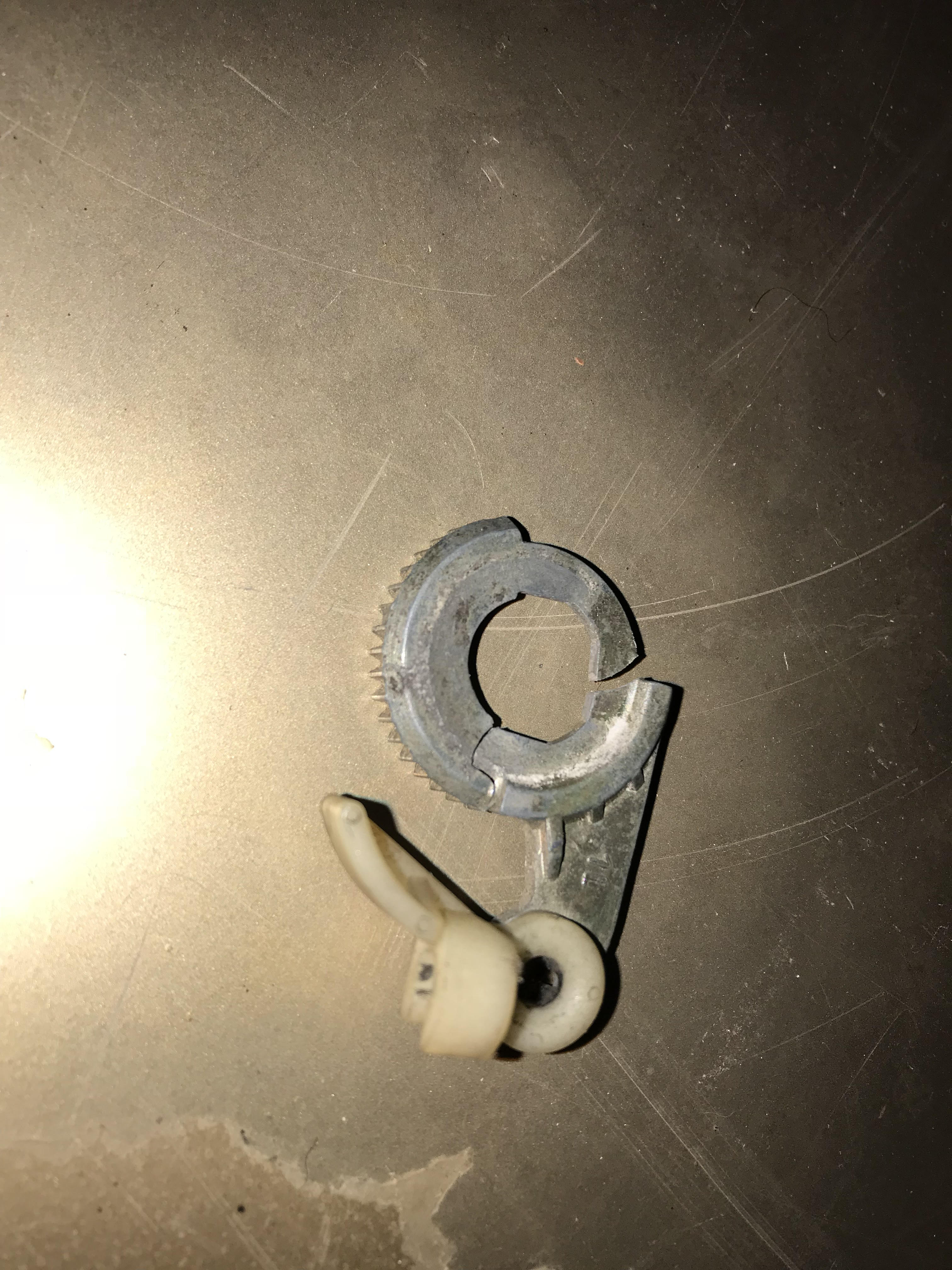 door lock gear 1.jpg